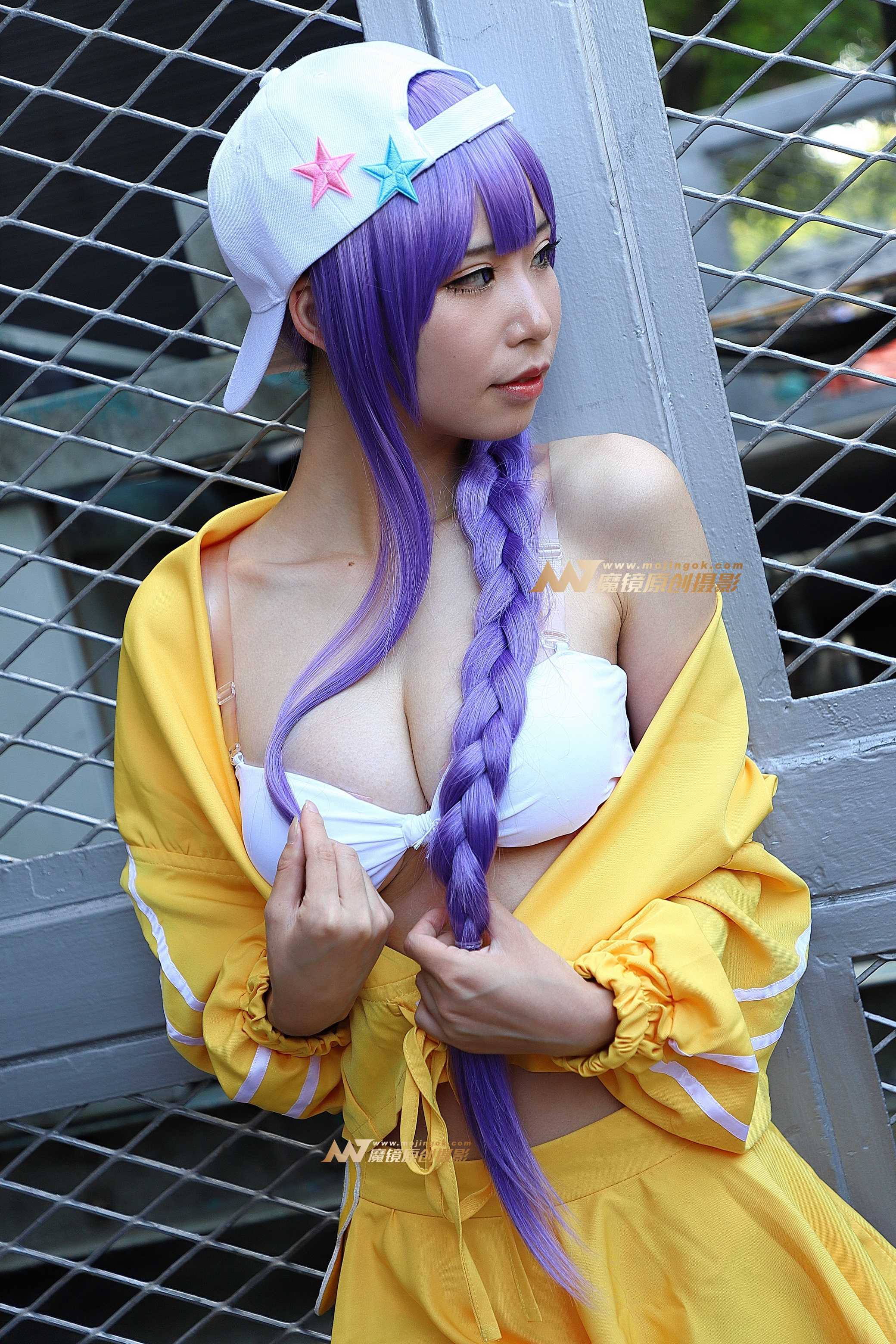 性感黄色运动装coser